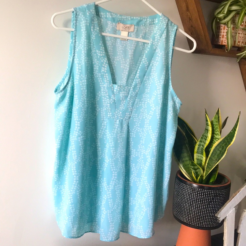 Ann Taylor LOFT Light Blue and White Business Casual Tank